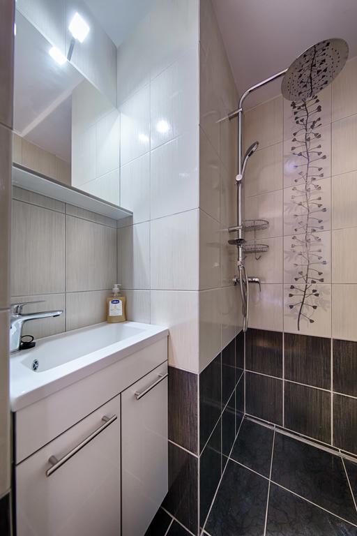 Apartments Villa Anka コミジャ エクステリア 写真